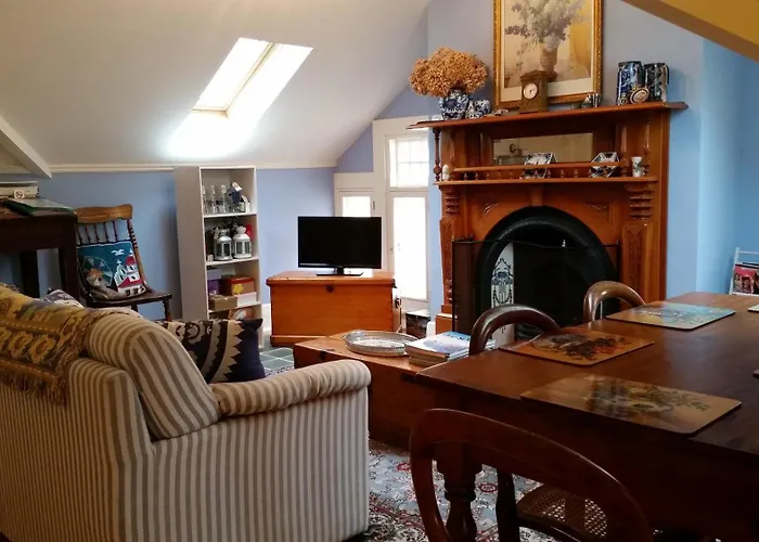 Water Bay Villa Bed & Breakfast Adelaide