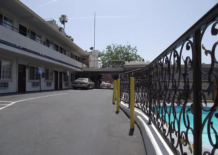 Royal Viking Hotel Los Angeles