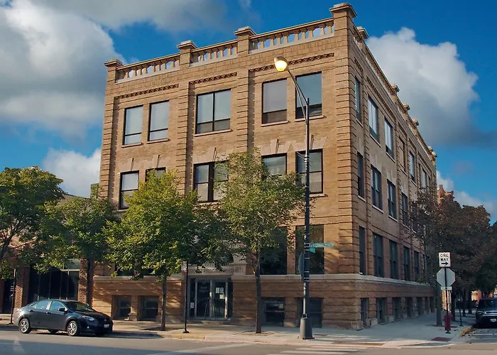 The Publishing House Bed And Breakfast Chicago