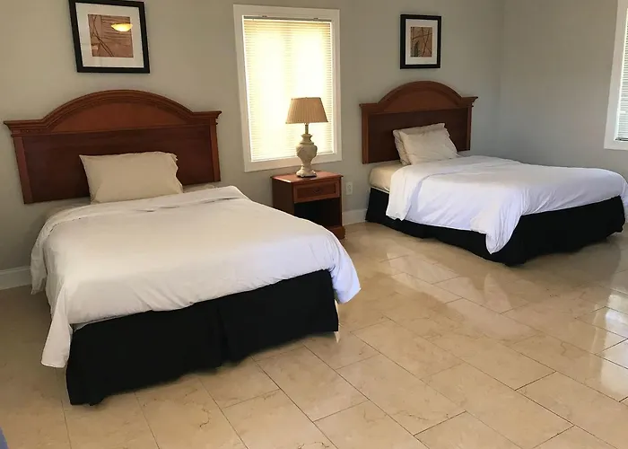 Red Carpet Inn, Alexandria