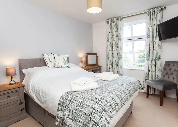 7 Gibson House - Chic City Centre Apartment With Parking York