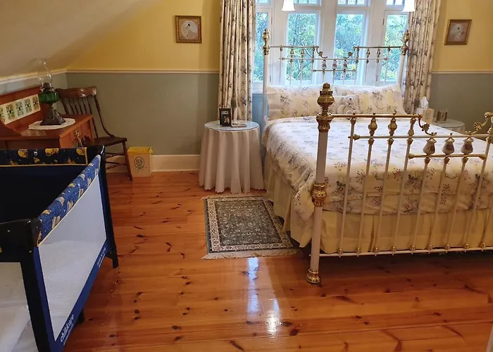 Water Bay Villa Bed & Breakfast Adelaide