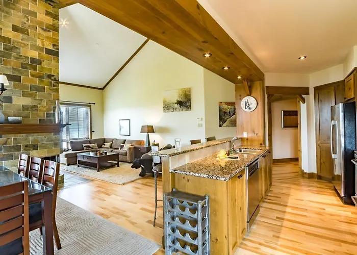L'Equinoxe Rendez-Vous Mont-Tremblant Villa