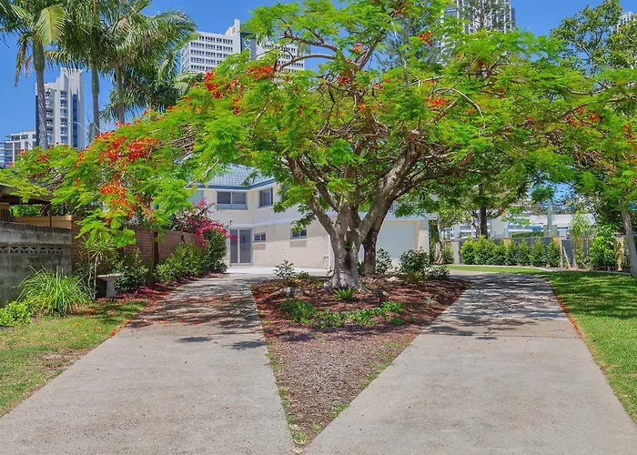 29 Stanhill Drive Villa Gold Coast