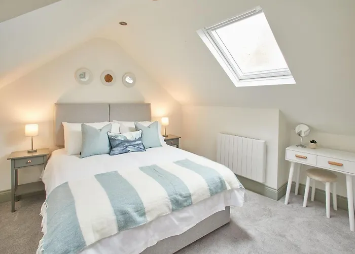 Host & Stay - Threadneedle Cottage Whitby